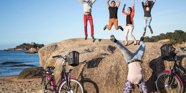 Vélektro le vélo à assistance électrique de la Côte de Granit Rose