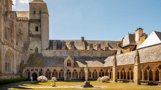treguier-le-cloitre.jpg