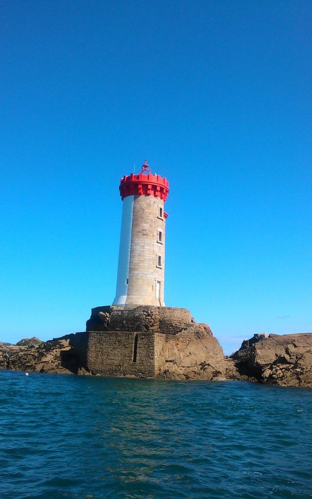 le-phare-de-la-croix900pix.jpg