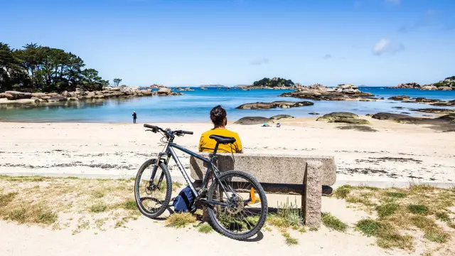 A Vélo sur la Côte de Granit Rose - Trégastel