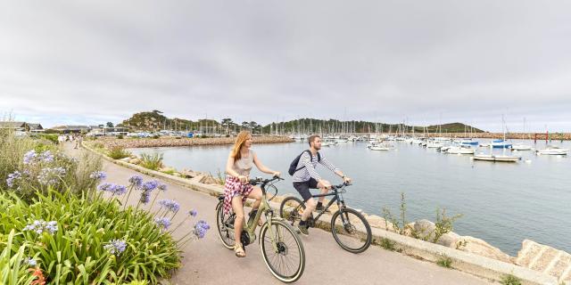 A vélo sur la Côte de Granit Rose - Port de Trébeurden