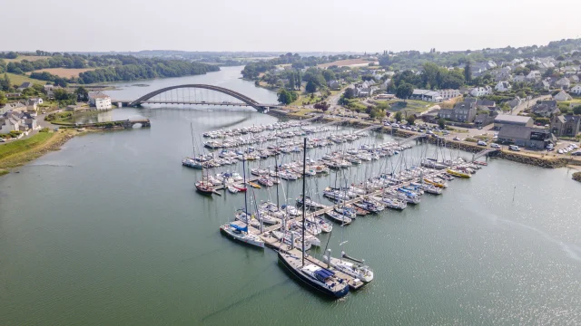Le Port Et Quais Studio Jezequel