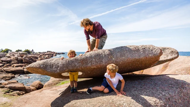 Balade en famille sur la Presqu'île Renote - Trégastel