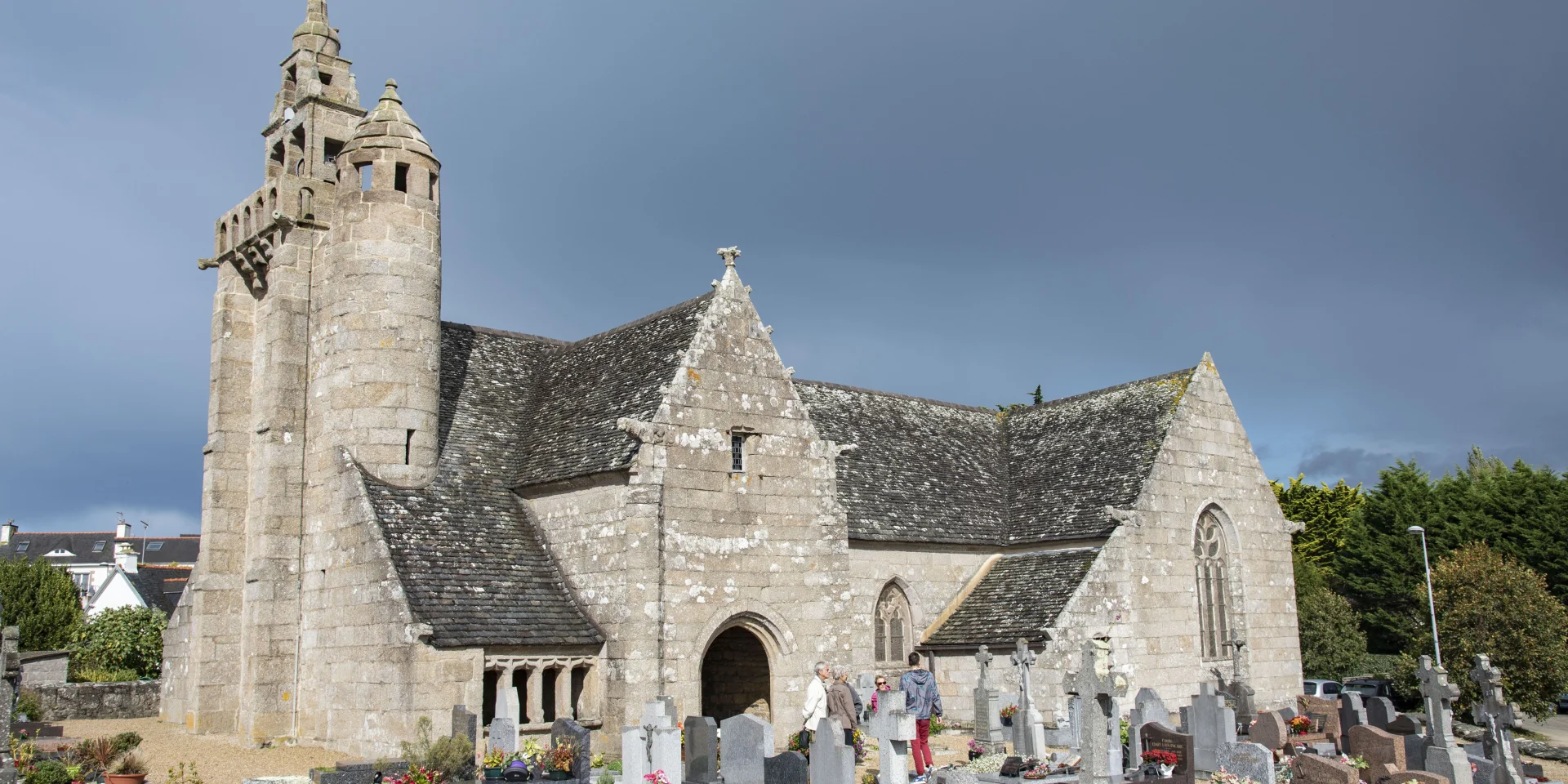Die Kirchen Beaumanoir Kirche Nd De Tredrez C Alex Kozel.jpg