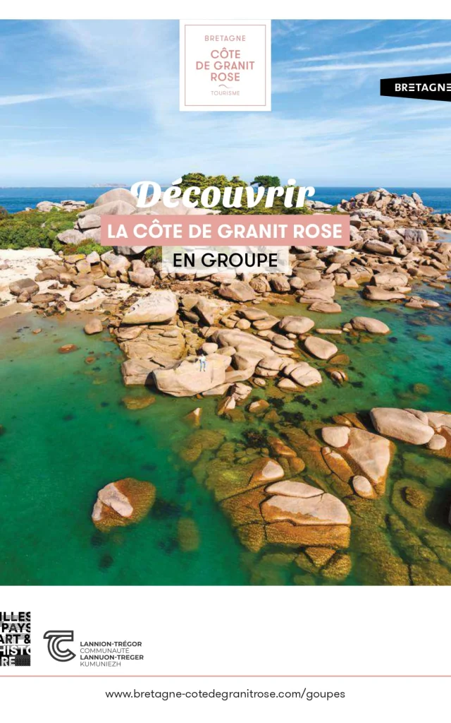 Couverture de la brochure Groupe de l'Office de Tourisme de la Côte de Granit Rose