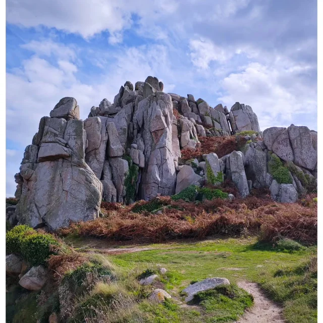 Instagram #plougrescant