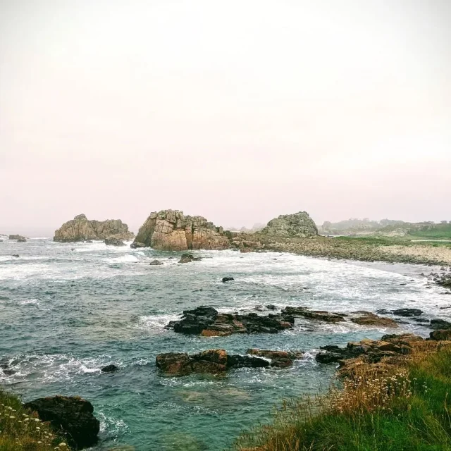 Instagram #plougrescant