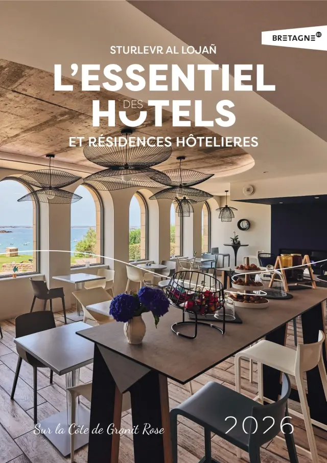 Guides-des-hotels-Cote-de-Granit-Rose-2026.jpg