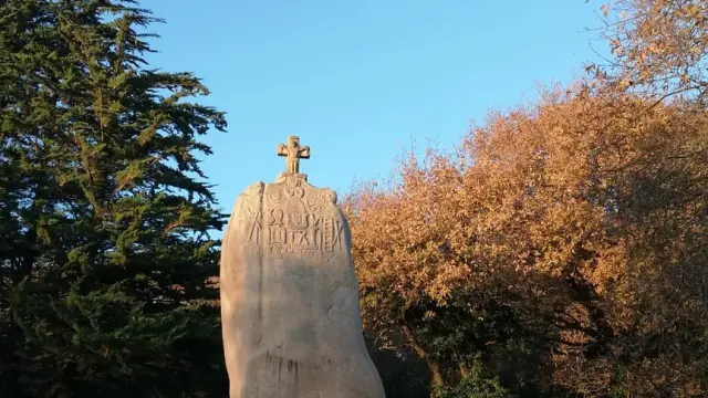 Exposition Les Megalithes Du Tregor C E. Justome