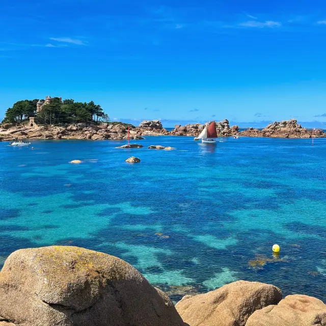 Instagram #cotedegranitrosetourisme