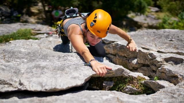 La Pierre Saint-Martin dispose de 4 secteurs d’escalade équipés, du niveau débutant à l’expert