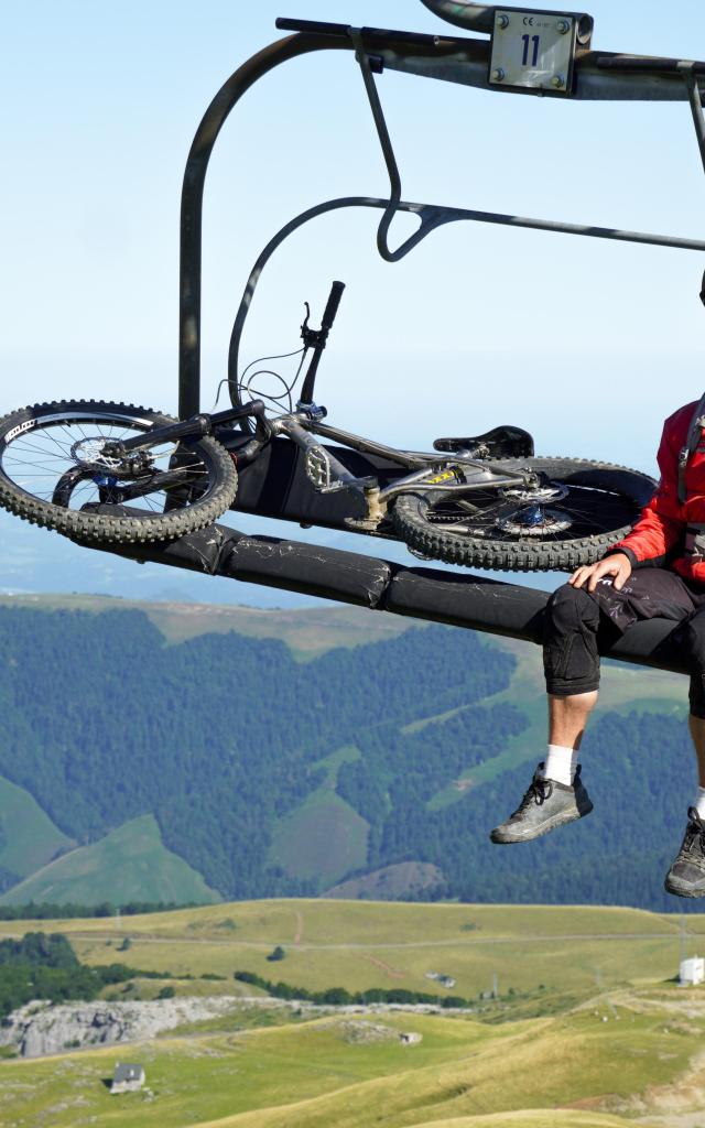 Télésiège pour vtt à la Pierre Saint-Martin