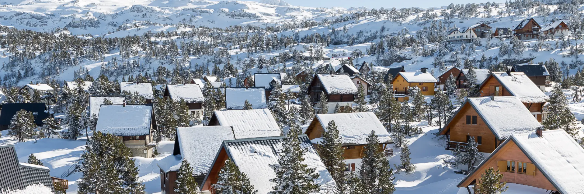 Village De Chalets Ii Station De La Pierre Saint Martin @lapenderiedechloe Di 1