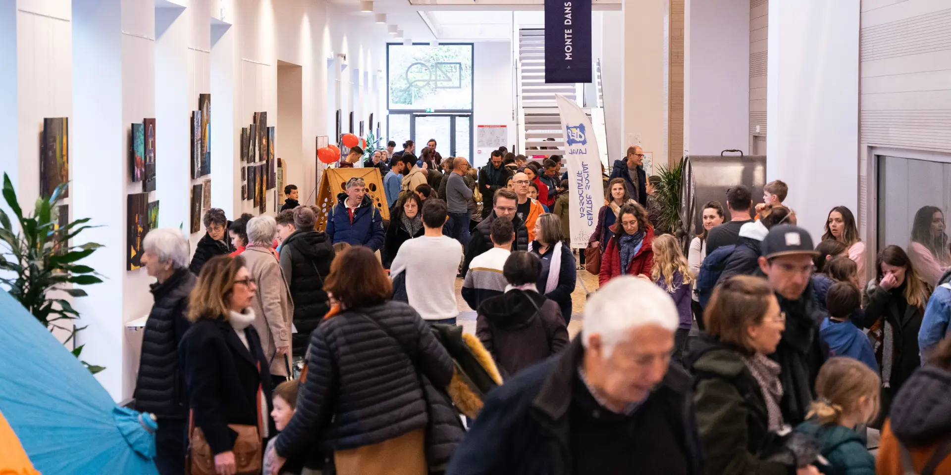 Festival Monte dans l'Bus