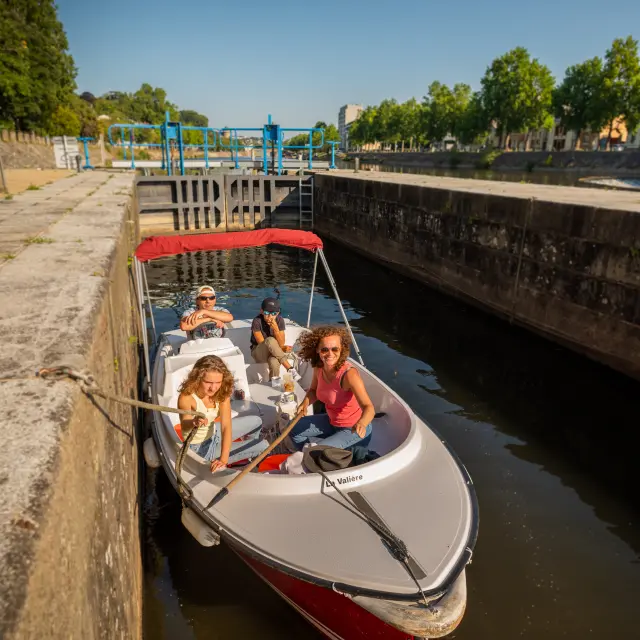 Navigation Scoop Laval029pascal Beltrami Laval Tourism