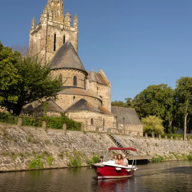 Navigation Scoop Laval009pascal Beltrami Laval Tourism