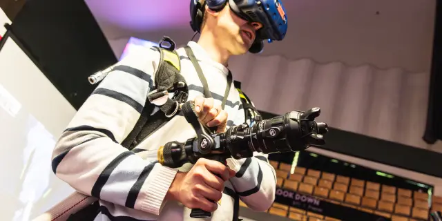 54455982856 74e411de3f O