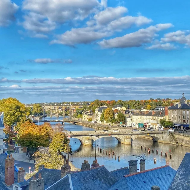 Instagram #lavaltourisme