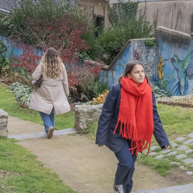 Promenade Charlotte d'Aragon.