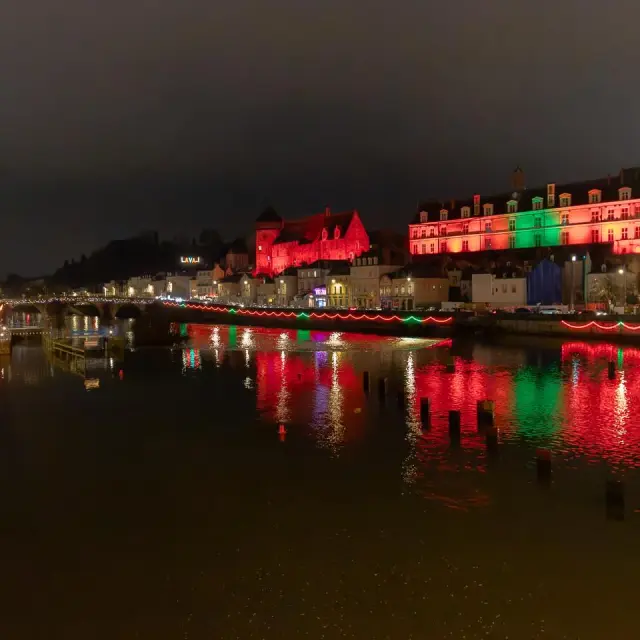 Instagram #lavaltourisme