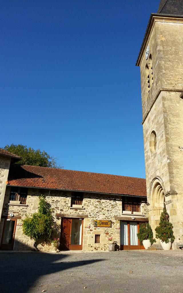 grange-eglise-scaled.jpg