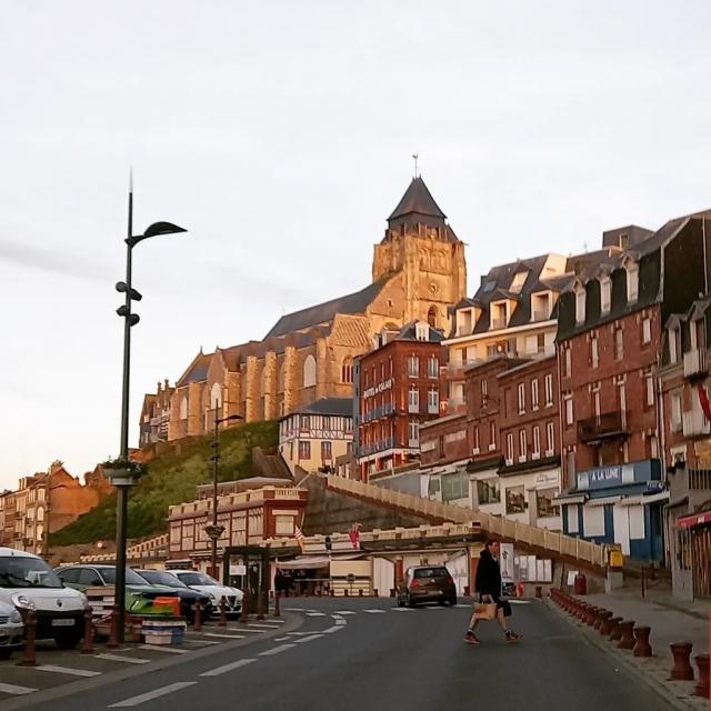 Instagram #letreport