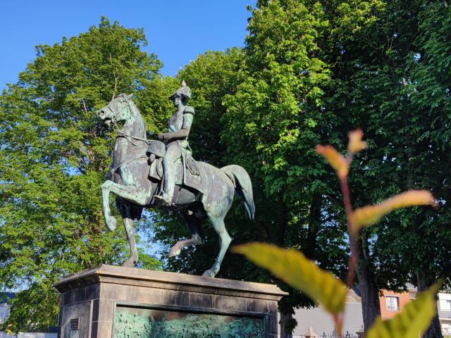 Statue Chateau