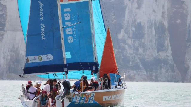 Le Tréport, balade en mer, voilier un pour tous, sorties en familles et entre amis, découverte des côtes du Tréport