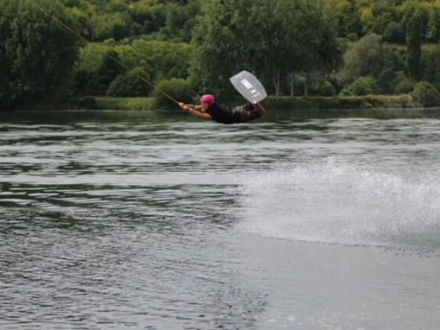 O'Wake Gamaches - Session de glisse sur les étangs de Gamaches