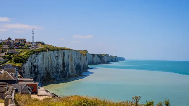 Vue sur la mer et la plage du haut des falaises de Ault