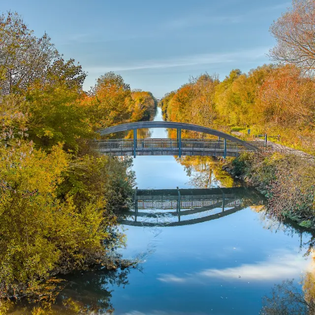 Le Treport Chemin Entre Verre Et Mer Automne D. Feron