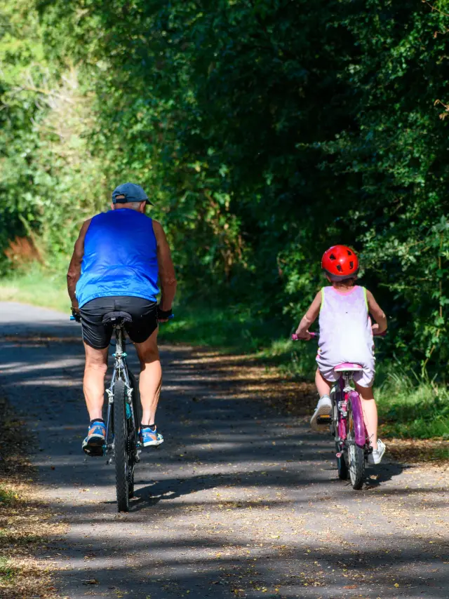 Chemin Vert du Petit Caux, vélo en famille le long de cette voie douce aménagée
