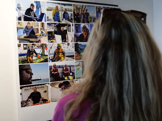 Le Treport Port Center 01 M. Bosse Panelle Rotated