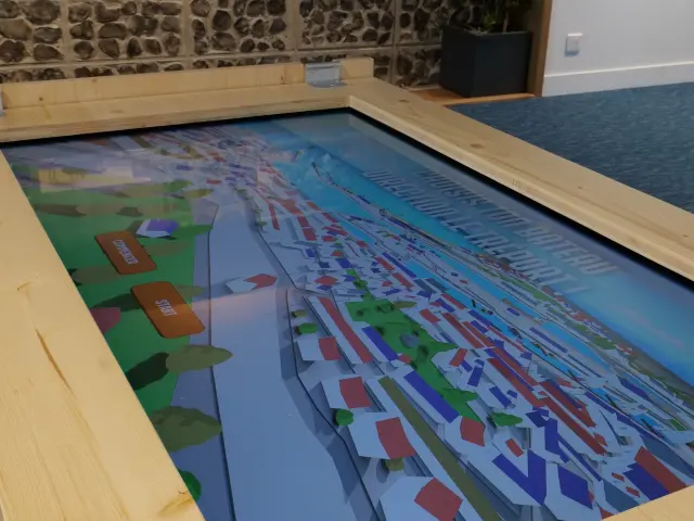 Le Treport Port Center 11 M. Bosse Panelle Rotated