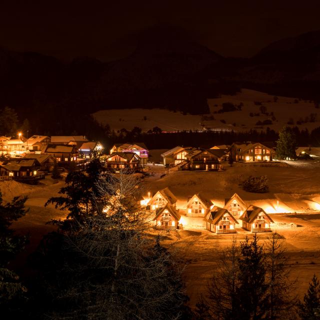 Hiver Stations Joue Du Loup Nuit ©otdevoluy 01 01 2021 Bd (1)