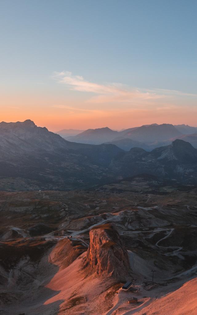 Couché de soleil depuis le Plateau de Bure dans Le Dévoluy - Hautes Alpes