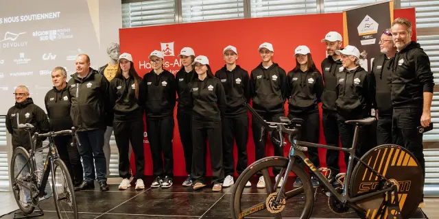 L’équipe Le Dévoluy - Région Sud Ladies Cycling team