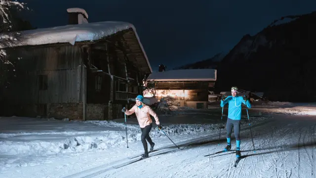 H21 Nachtskilauf C.hudry Le Grand Bornand Tourismus 1.jpg 1600px 1