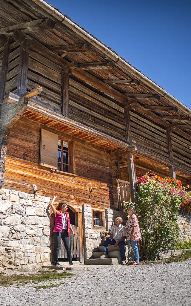 Visite guidée de la Maison du Patrimoine en été
