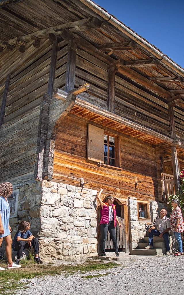 E20 Maison Du Patrimoine T.vattard Le Grand Bornand Tourisme 170