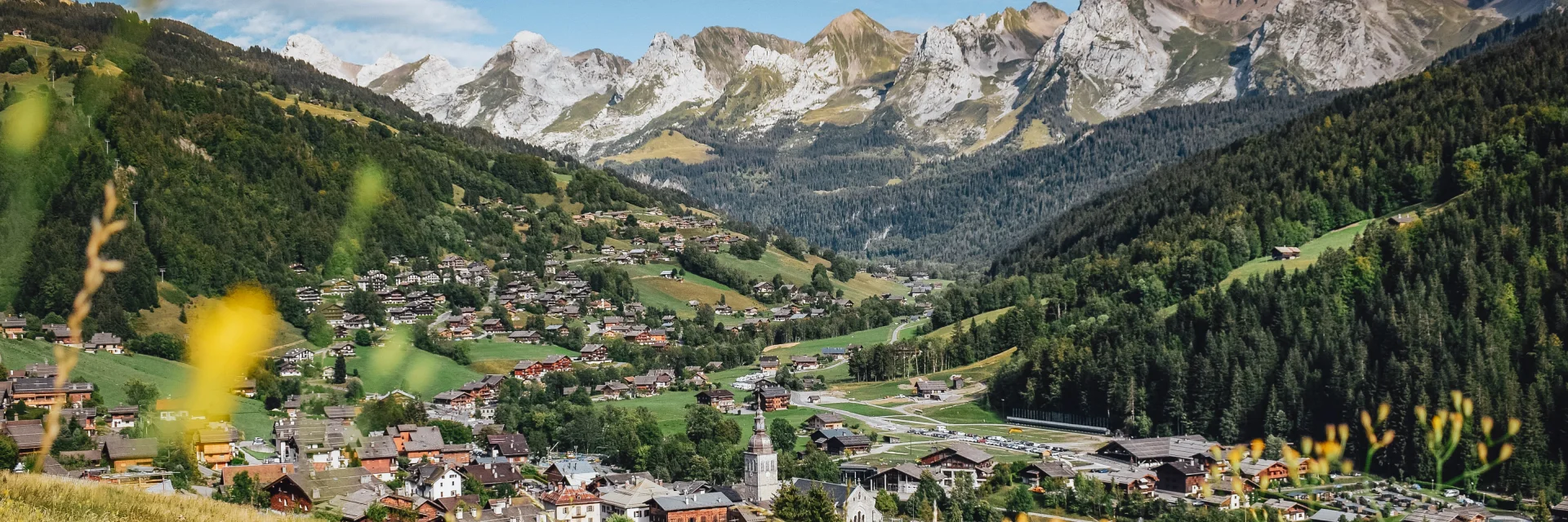 Le-Grand-Bornand-vue-generale-C.-Chabod-Le-Grand-Bornand-Tourisme.jpg