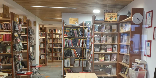 9538308