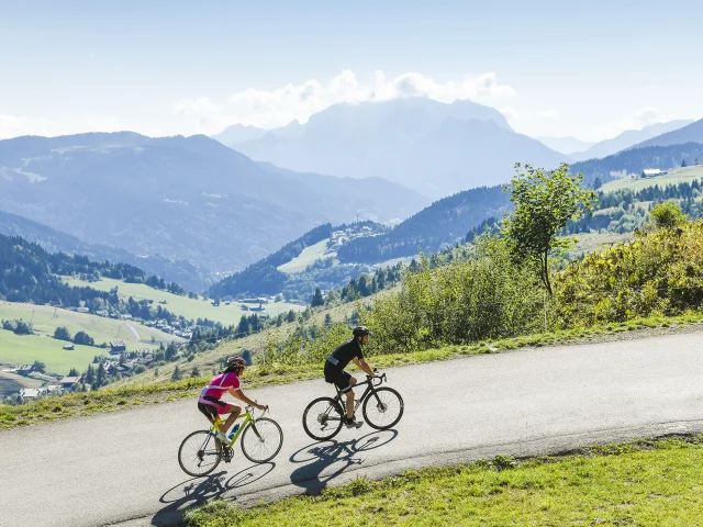 E20 Cyclo D.machet Le Grand Bornand Tourisme Dmp1848