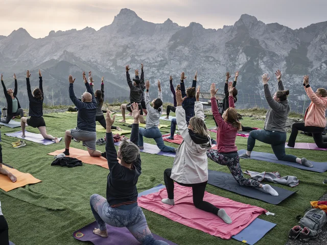 Tilby Vattard Sima E╠ute╠u 2025 Grand Bornand Yoga Remonte╠ues 014