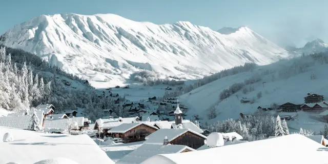 Vue en hiver du village du Chinaillon