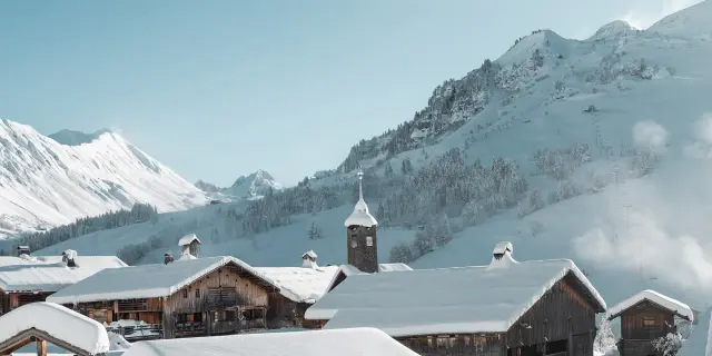 Vue en hiver du village du Chinaillon