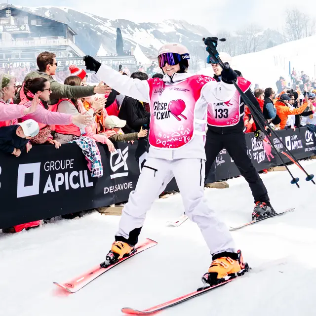 Relais de l'équipe #SKIFORGOOD avec Tessa Worley