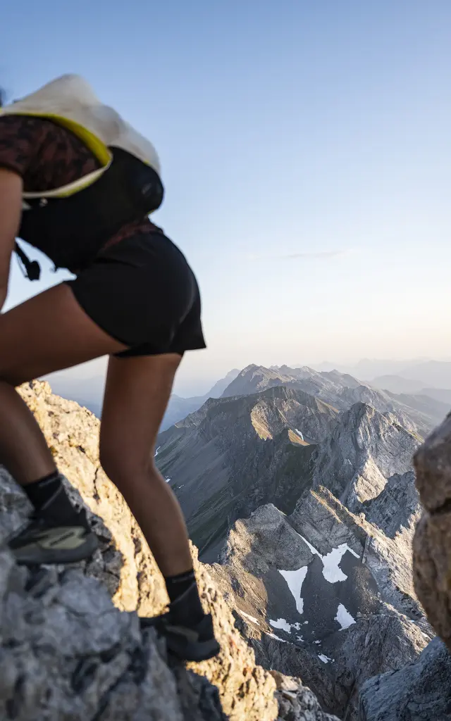 Dans l'objectif de Tilby Vattard à l'occasion de la Fête de la Montagne, du 14 juillet 2026 - éclairage de la chaîne des Aravis