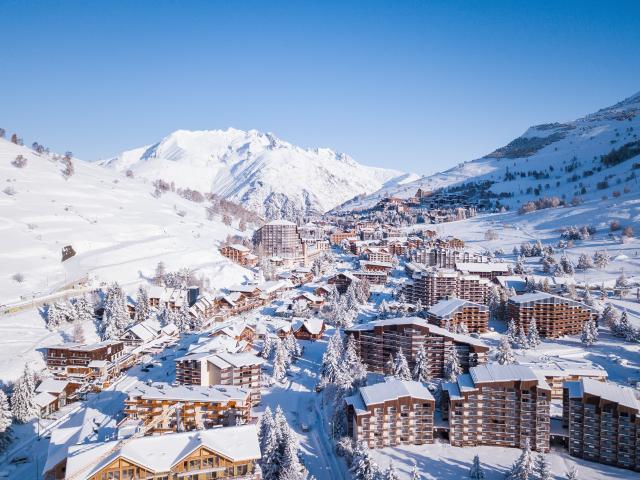 Station des Deux-Alpes côté mont de lans après une chute de neige