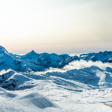 Station De Ski Alpes Office De Tourisme Des 2 Alpes Vacances Au Ski Et Sejour Montagne Station Ski